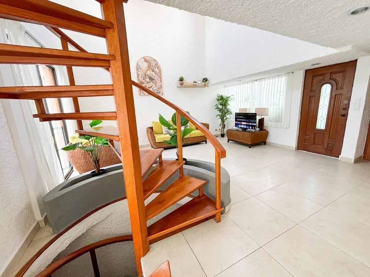 Villa Espaciosa En Cancun A Pasos Del Mar