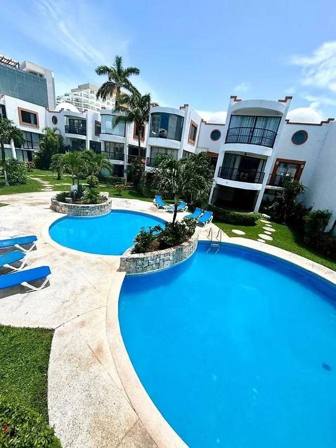 Villa Espaciosa En Cancun A Pasos Del Mar
