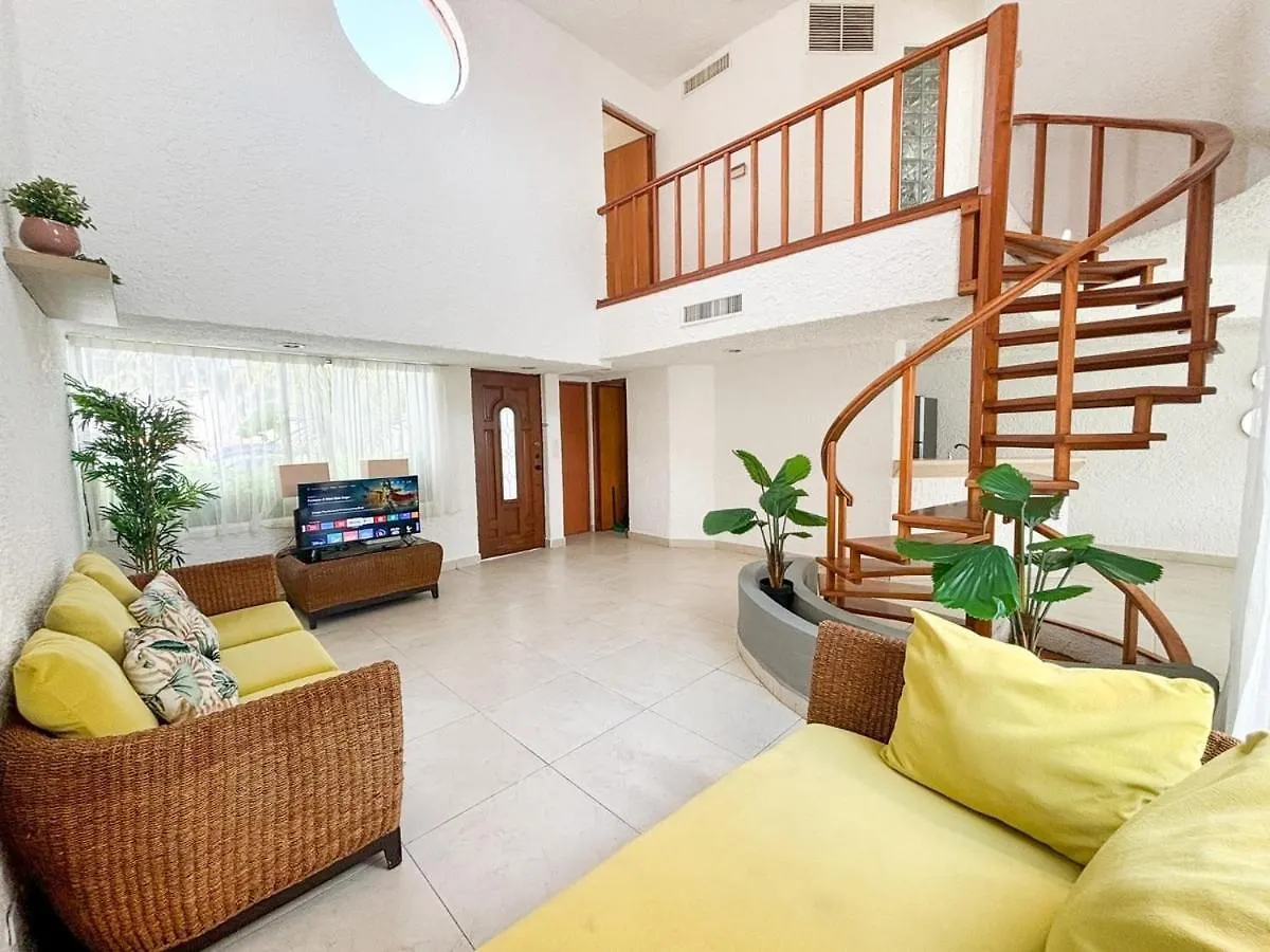 Villa Espaciosa En Cancun A Pasos Del Mar